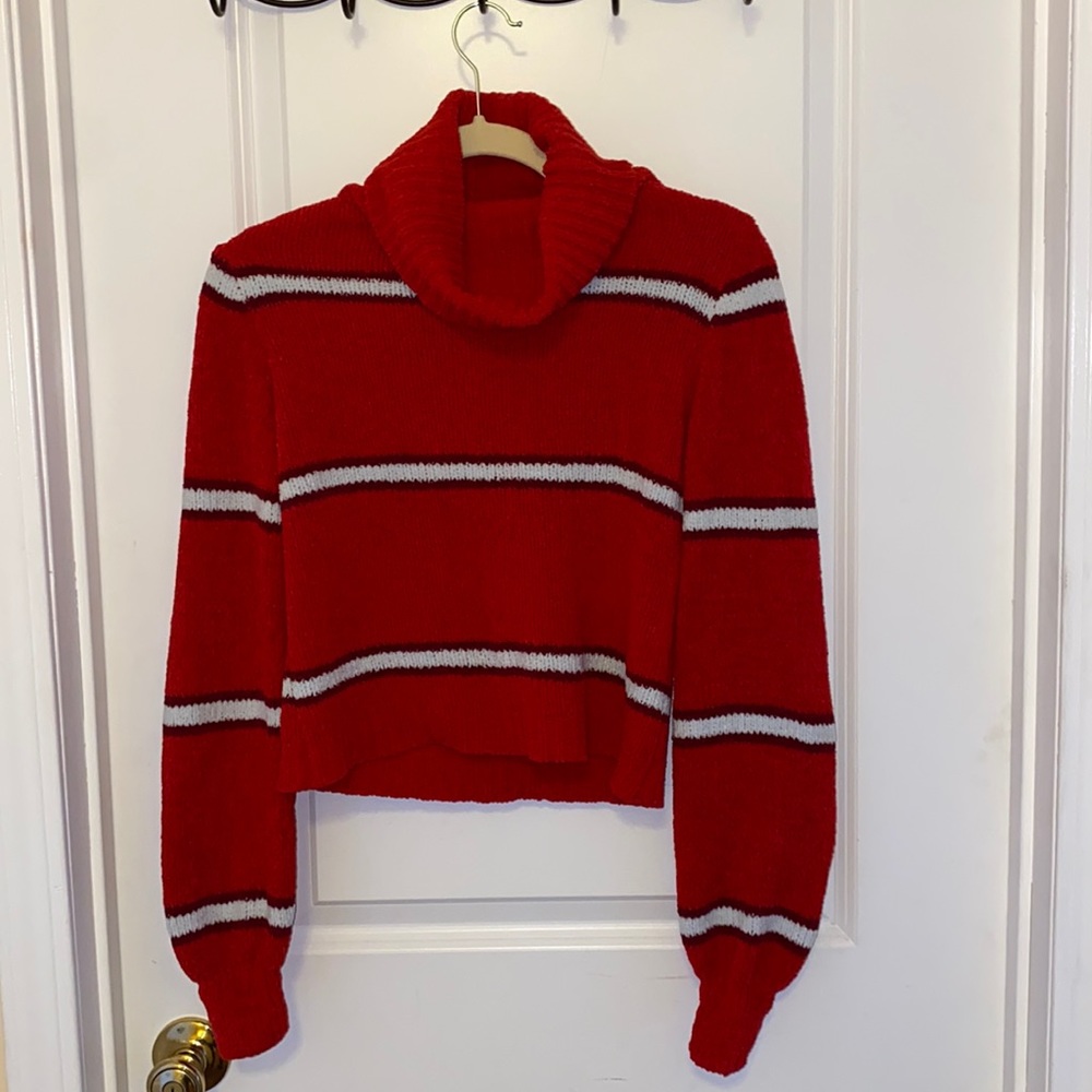 Red & White Stripes Turtle Neck